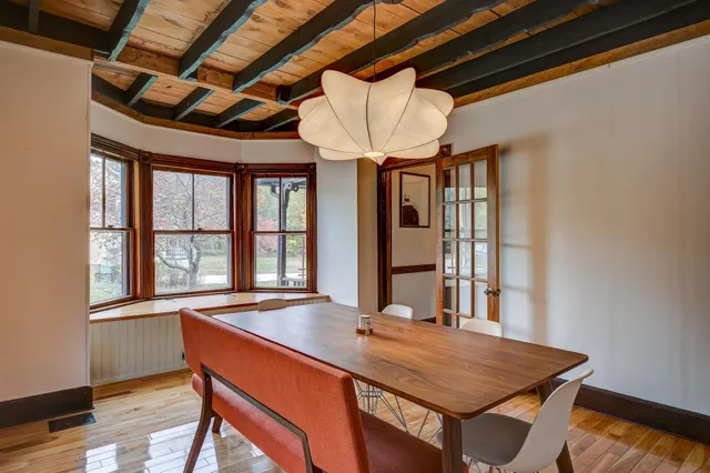 $569,000 | 129 Dinsmore Road, Conway, NH 03860