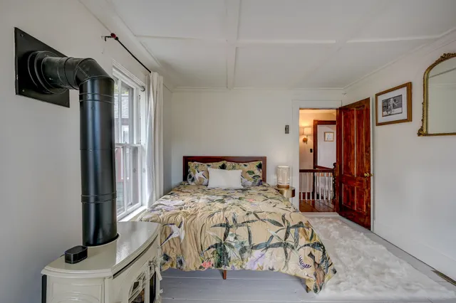 $569,000 | 129 Dinsmore Road, Conway, NH 03860