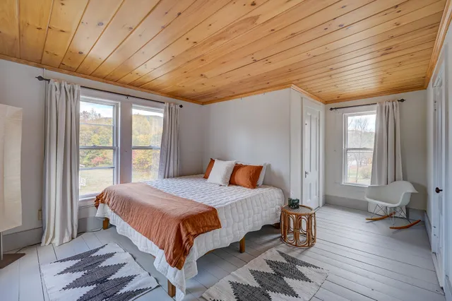 $569,000 | 129 Dinsmore Road, Conway, NH 03860