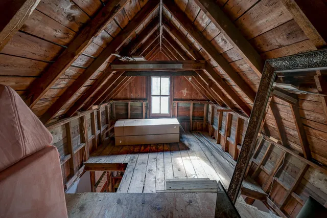 $569,000 | 129 Dinsmore Road, Conway, NH 03860