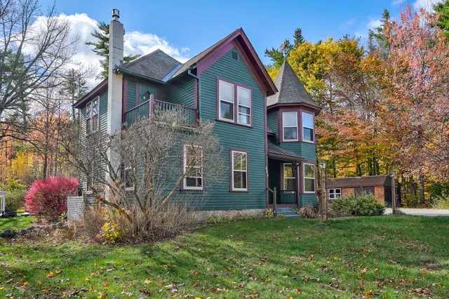 $569,000 | 129 Dinsmore Road, Conway, NH 03860