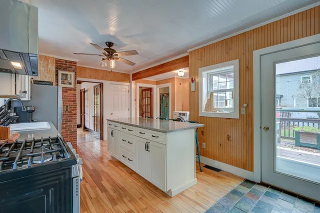 $569,000 | 129 Dinsmore Road, Conway, NH 03860