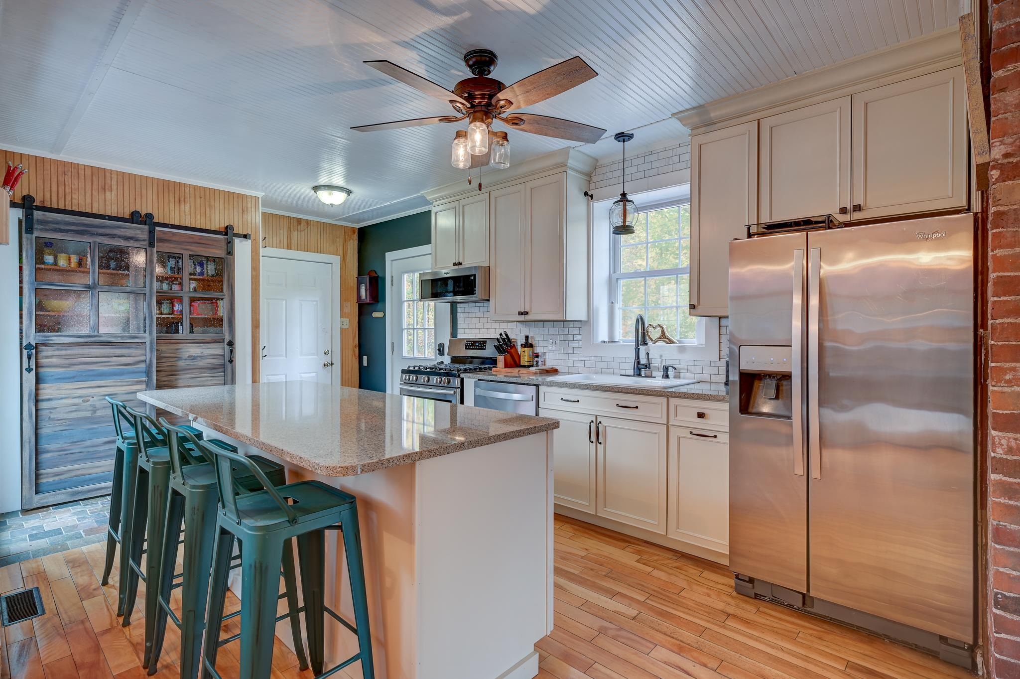 129 Dinsmore Road Conway, NH 03860 - Photo 8 of 51