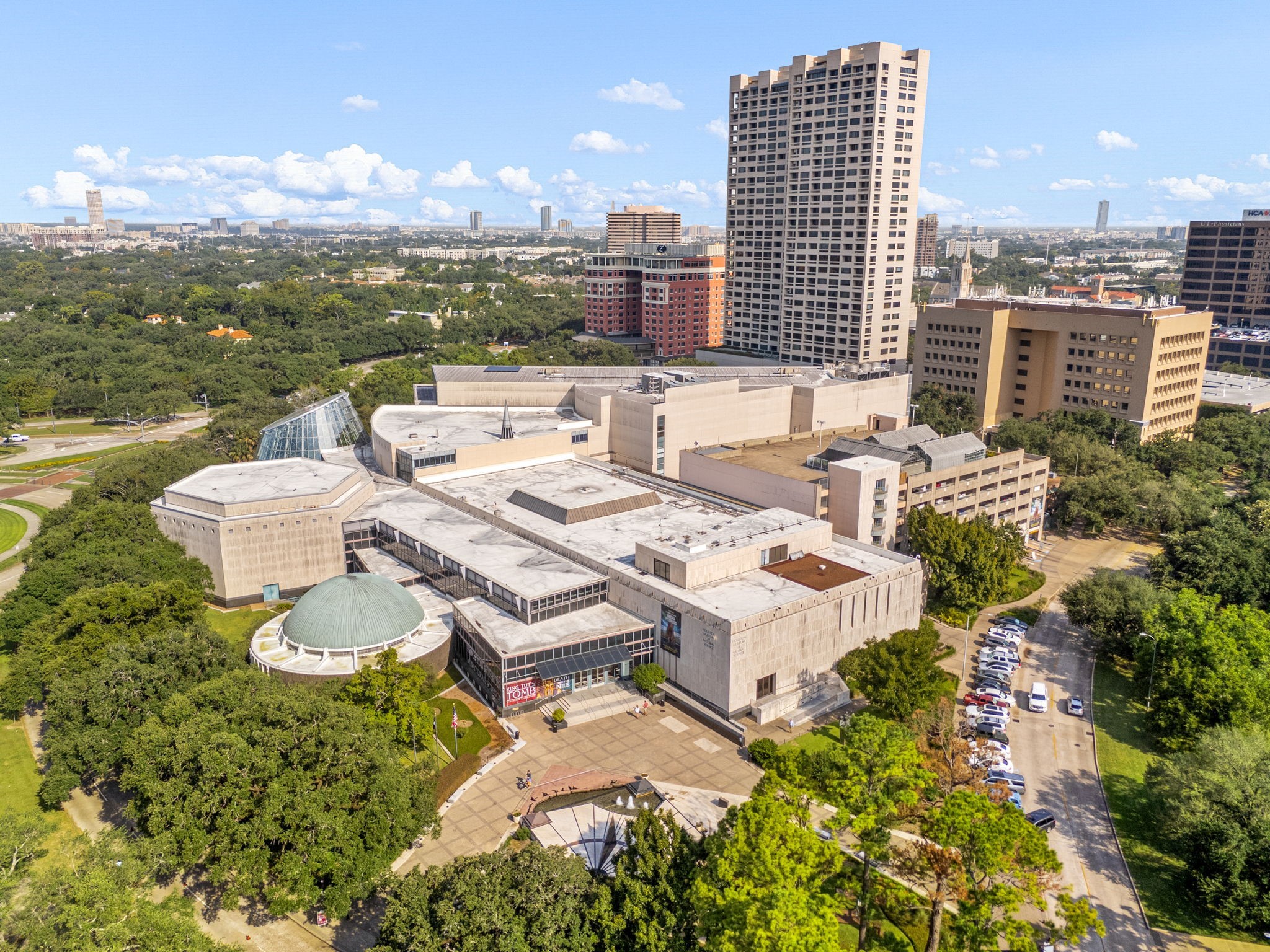 1202 Barkdull Street Houston, TX 77006 - Photo 46 of 48 a picture of a city view