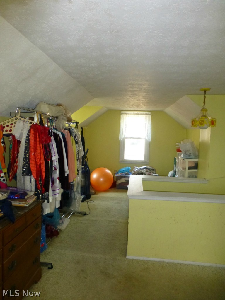 4135 Lambert Road Cleveland, OH 44121 - Photo 12 of 15