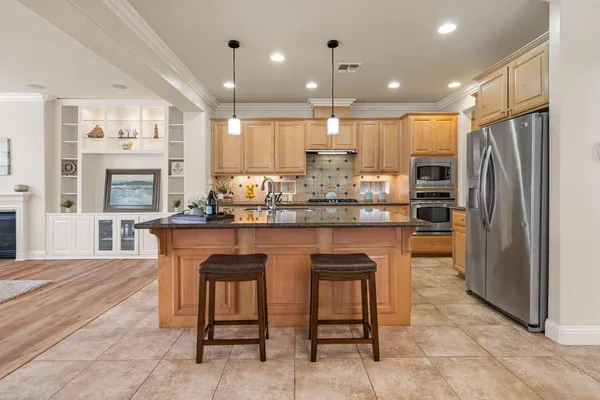 $905,000 | 122 North Sierra Madre Street, Mountain House, CA 95391