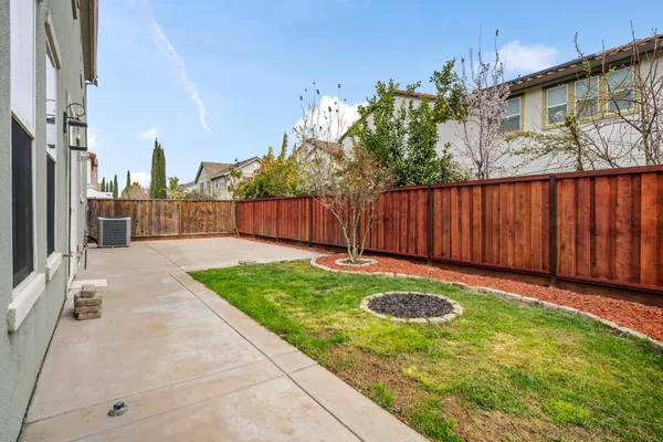 $905,000 | 122 North Sierra Madre Street, Mountain House, CA 95391