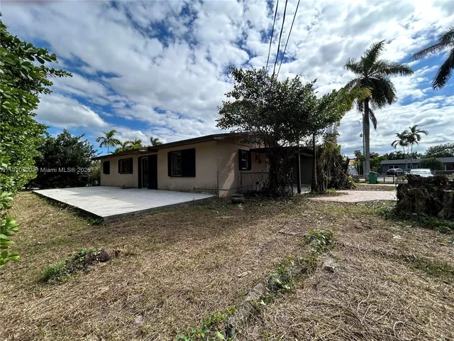 $500,000 | 10441 Southwest 48th Street, Miami, FL 33165