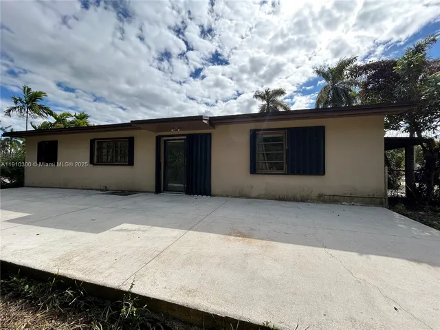 $500,000 | 10441 Southwest 48th Street, Miami, FL 33165