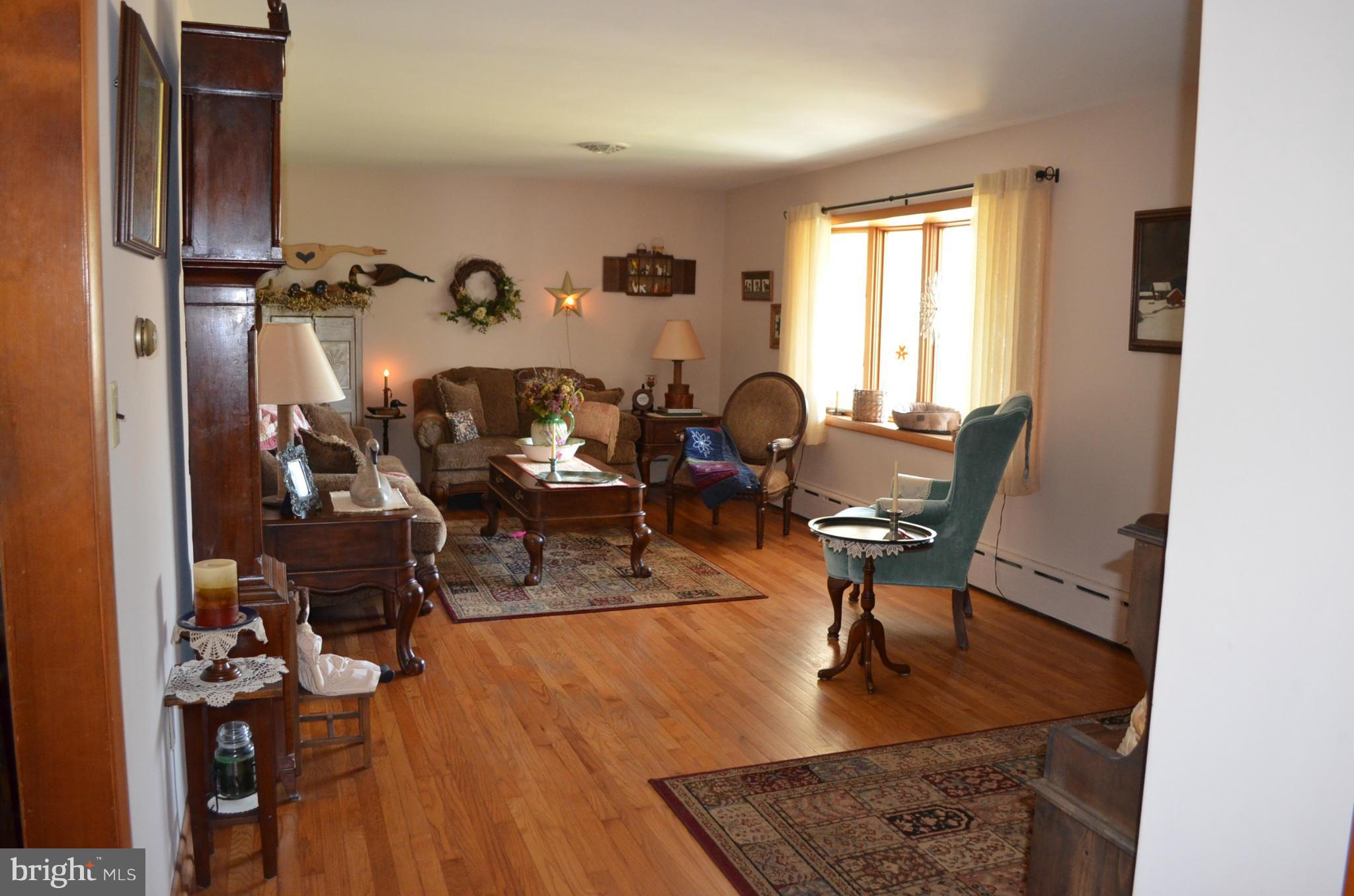 1406 Old Manchester Road Westminster, MD 21157 - Photo 8 of 29 beautiful hardwood!