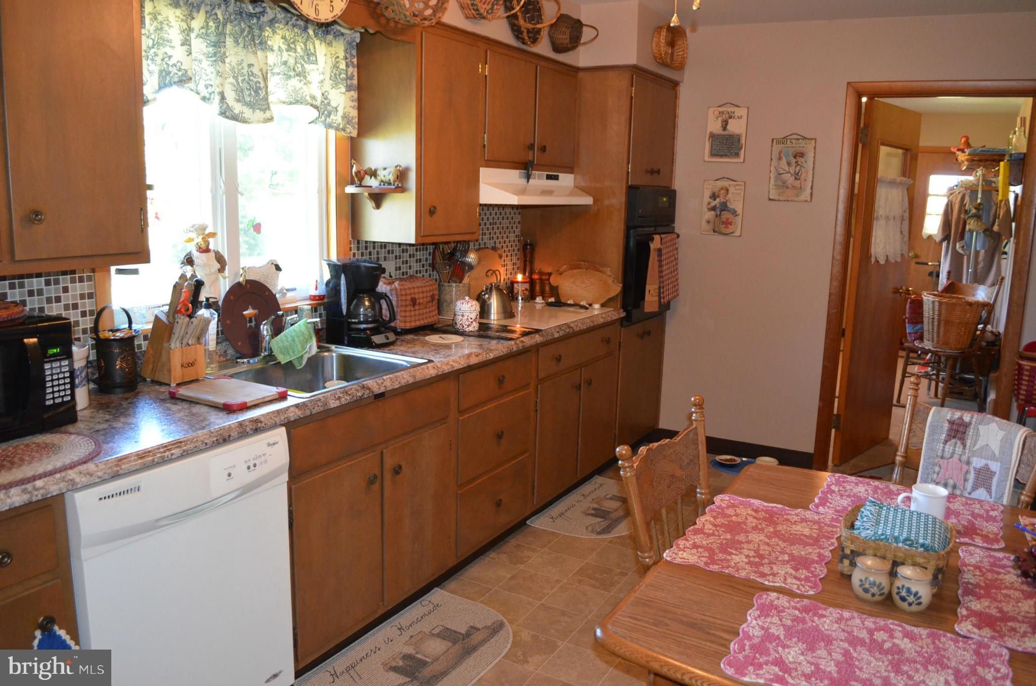 1406 Old Manchester Road Westminster, MD 21157 - Photo 10 of 29 Kitchen