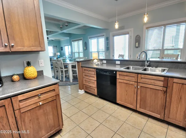 $650,000 | 158 Via Old Sound Boulevard, Unit D, Ocean Isle Beach, NC 28469