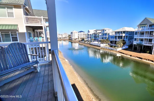 $650,000 | 158 Via Old Sound Boulevard, Unit D, Ocean Isle Beach, NC 28469