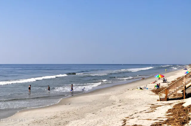 $650,000 | 158 Via Old Sound Boulevard, Unit D, Ocean Isle Beach, NC 28469