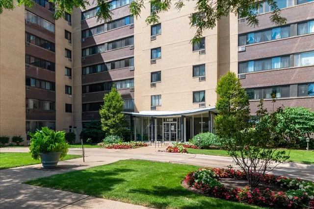 $177,000 | 6300 North Sheridan Road, Unit 710, Chicago, IL 60660