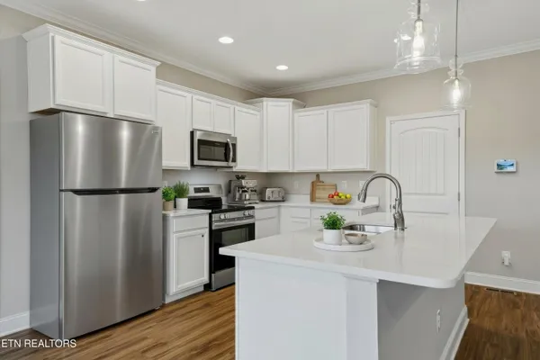 $390,000 | 160 East Elderberry Street, Oak Ridge, TN 37830