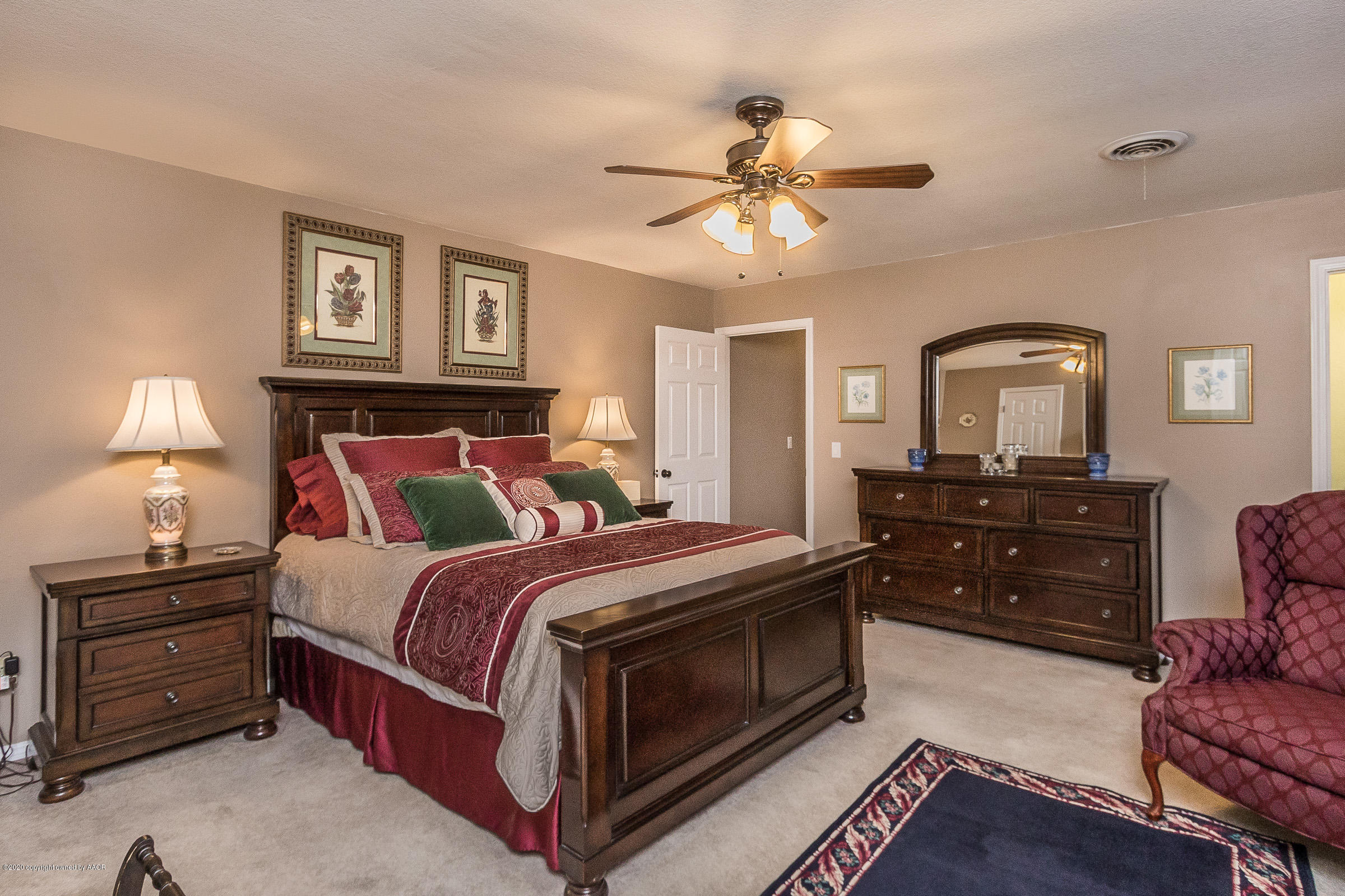 5105 Red Oak Drive Amarillo, TX 79110 - Photo 19 of 28 015_Master Bedroom