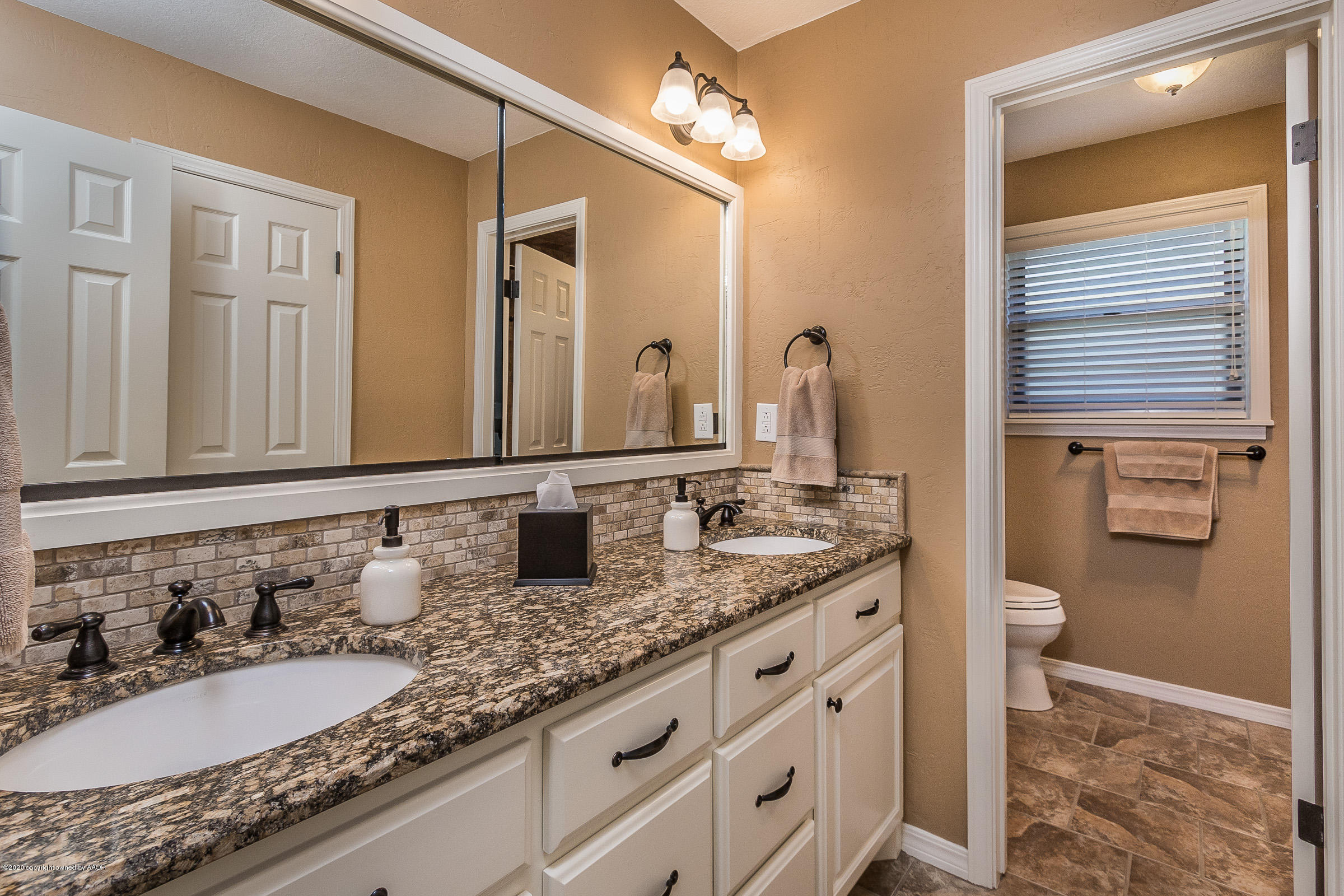 5105 Red Oak Drive Amarillo, TX 79110 - Photo 23 of 28 021_Bathroom 2