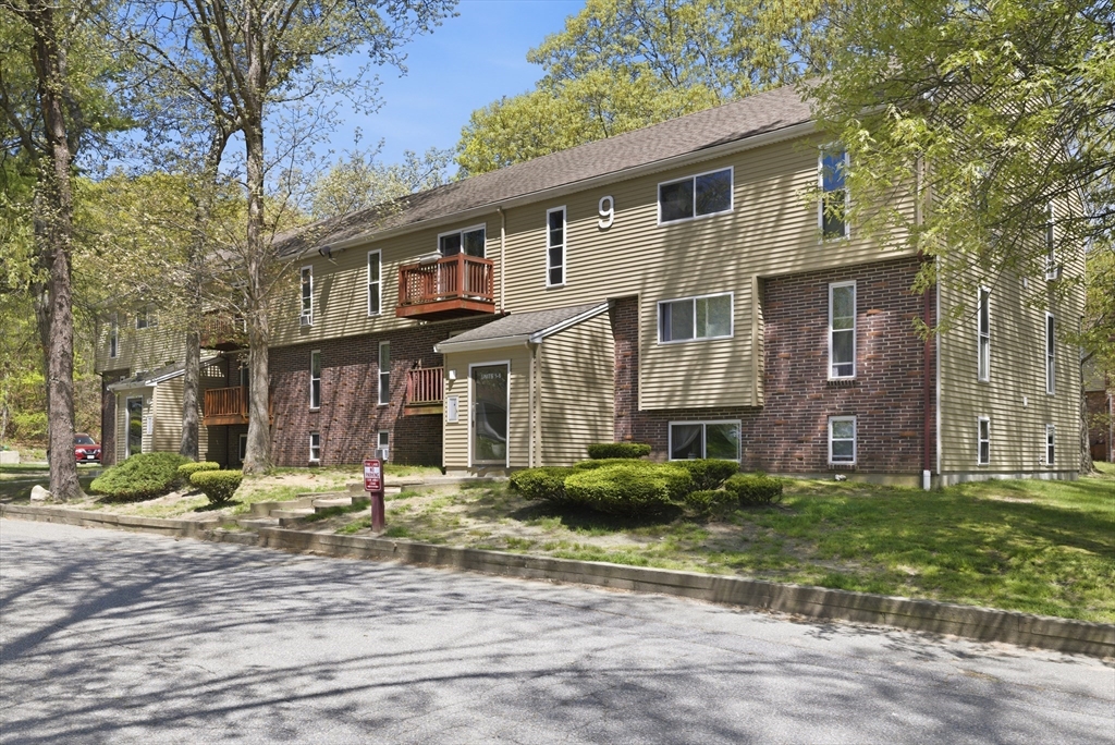 9 Tideview Path, Unit 8 Plymouth, MA 02360 - Photo 2 of 23