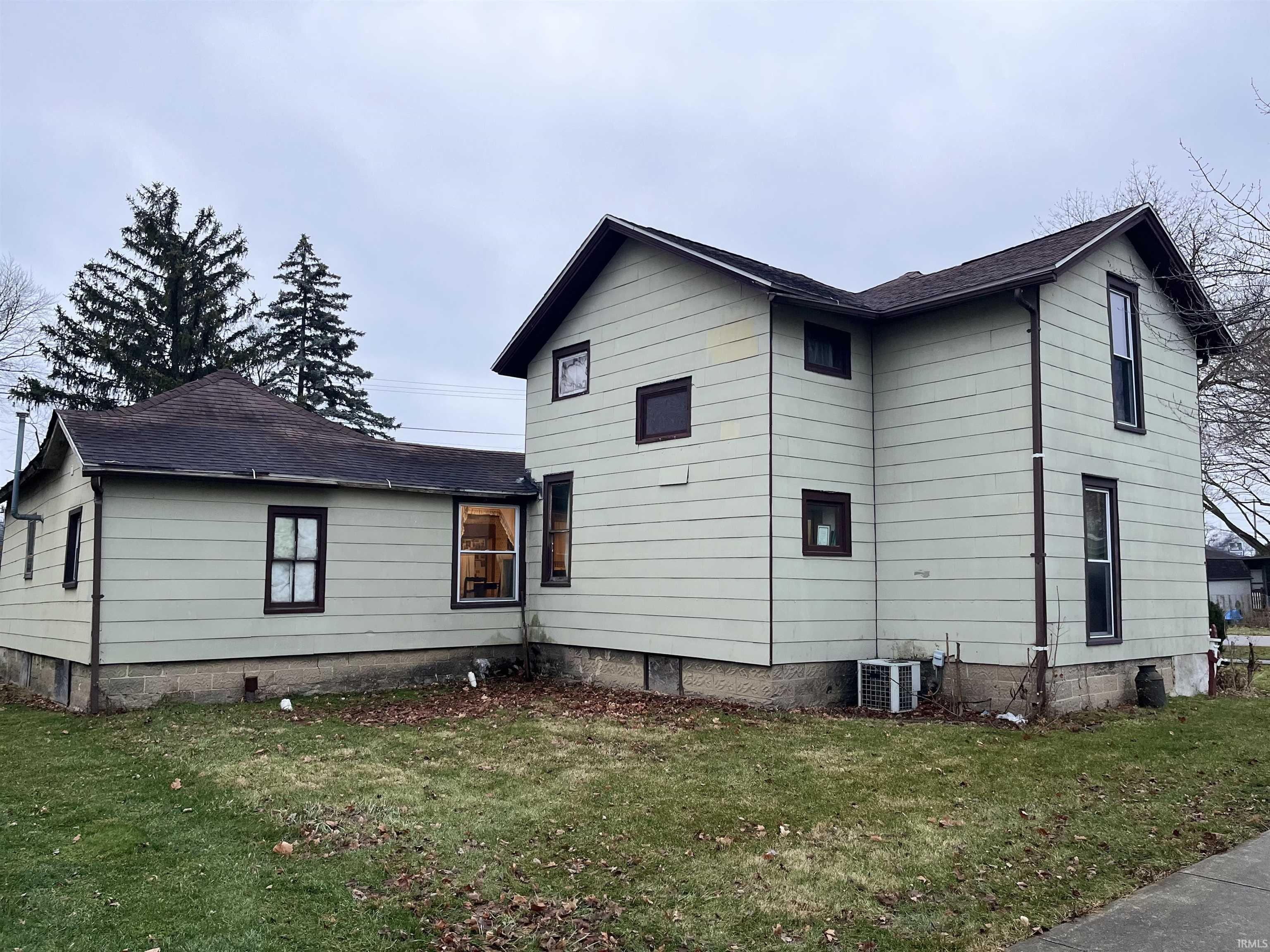 109 North Canal Street Butler, IN 46721 - Photo 3 of 6