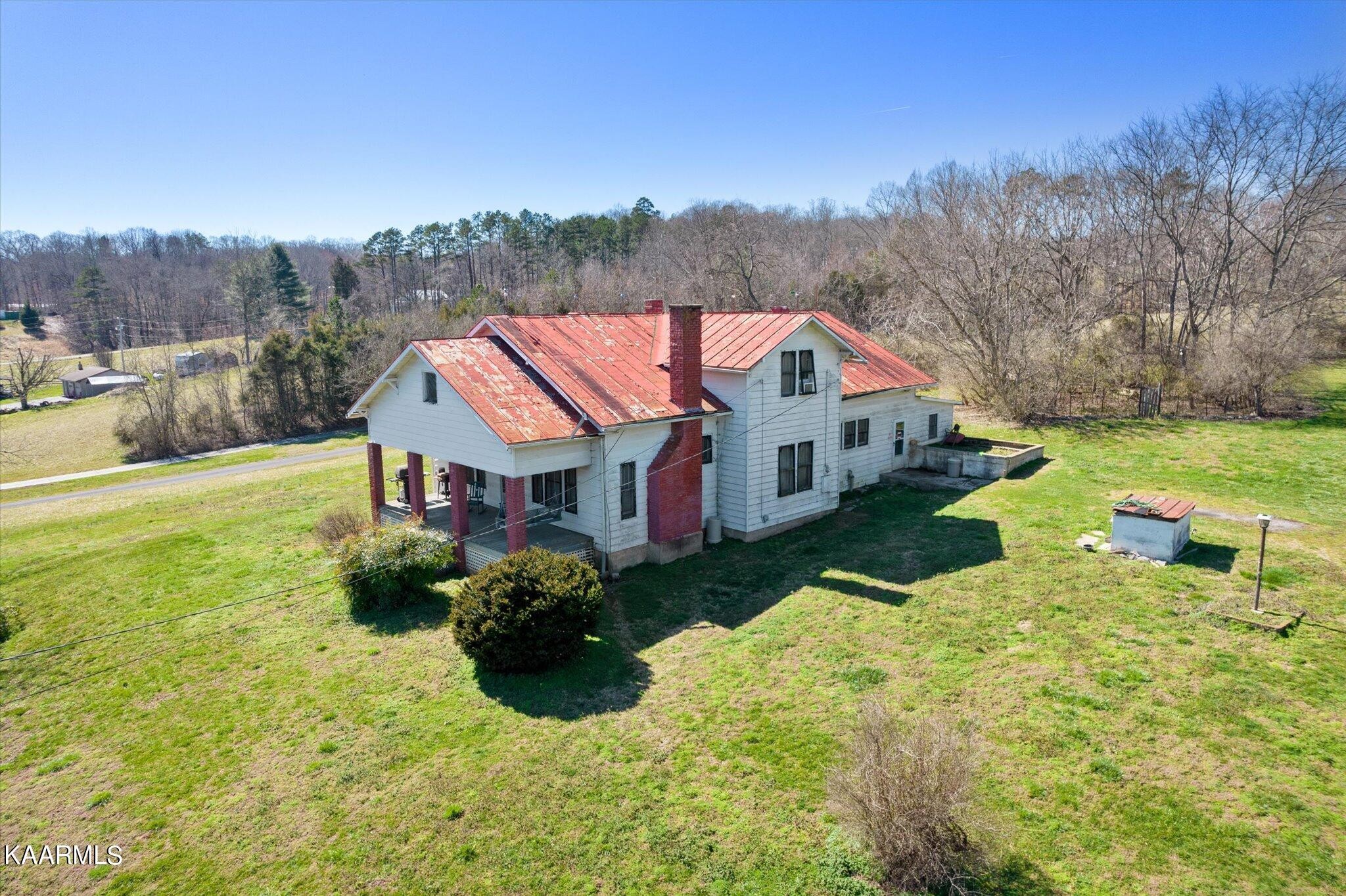 1363 Harold Patterson Road Dandridge, TN 37725 - Photo 7 of 12