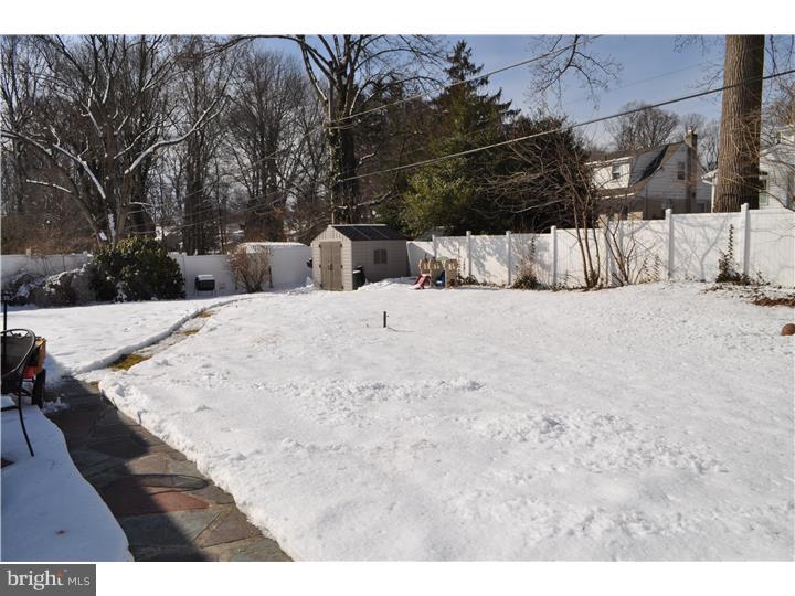 300 Rambling Way Springfield, PA 19064 - Photo 22 of 24 Back Yard