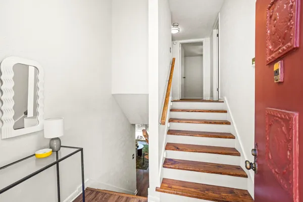 $2,000 | 21 Vaughns Gap Road, Unit 16, Nashville, TN 37205