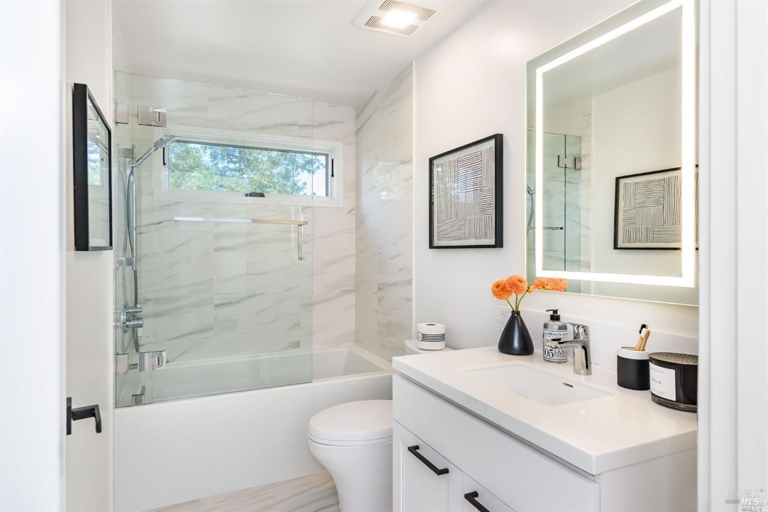 1076 Foster Road Napa, CA 94558 - Photo 15 of 25 Gallery Image 15