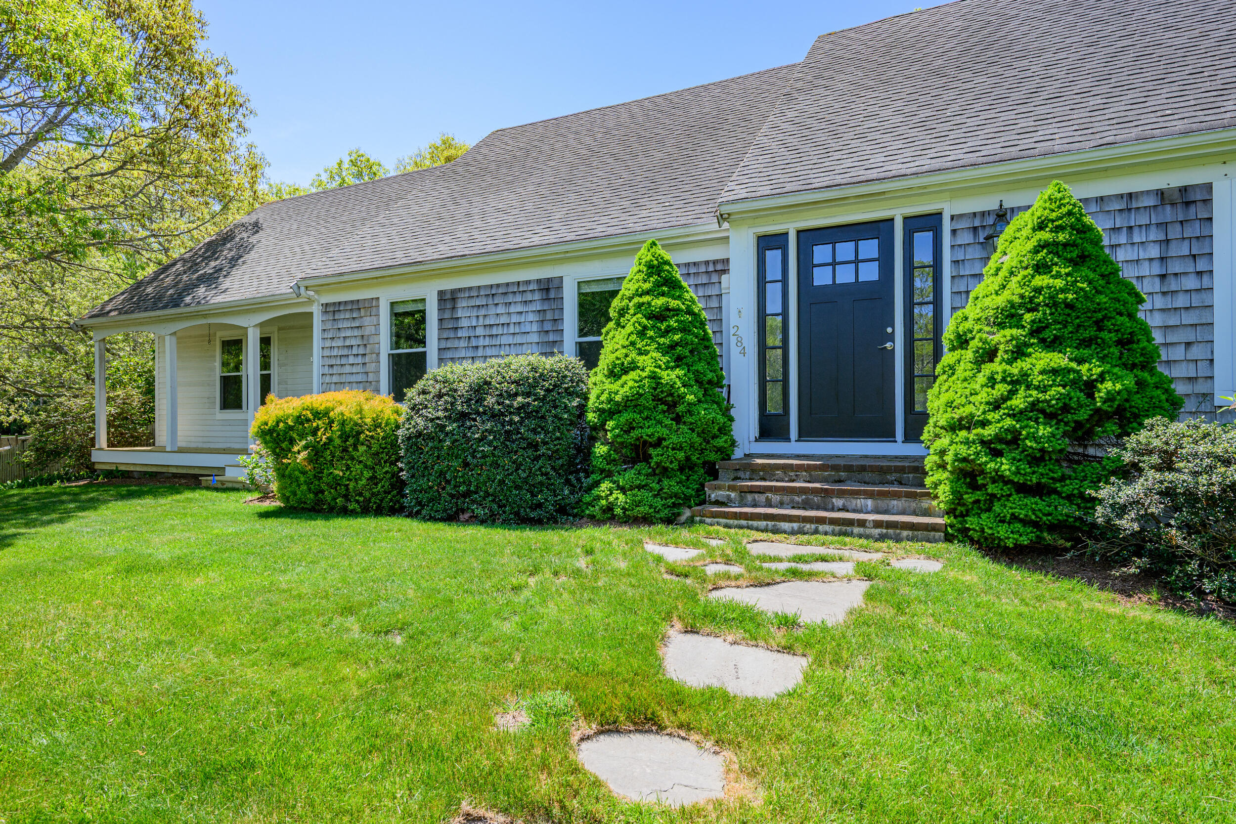 284 Braggs Lane Barnstable, MA 02630 - Photo 2 of 69 2_dsc_7176