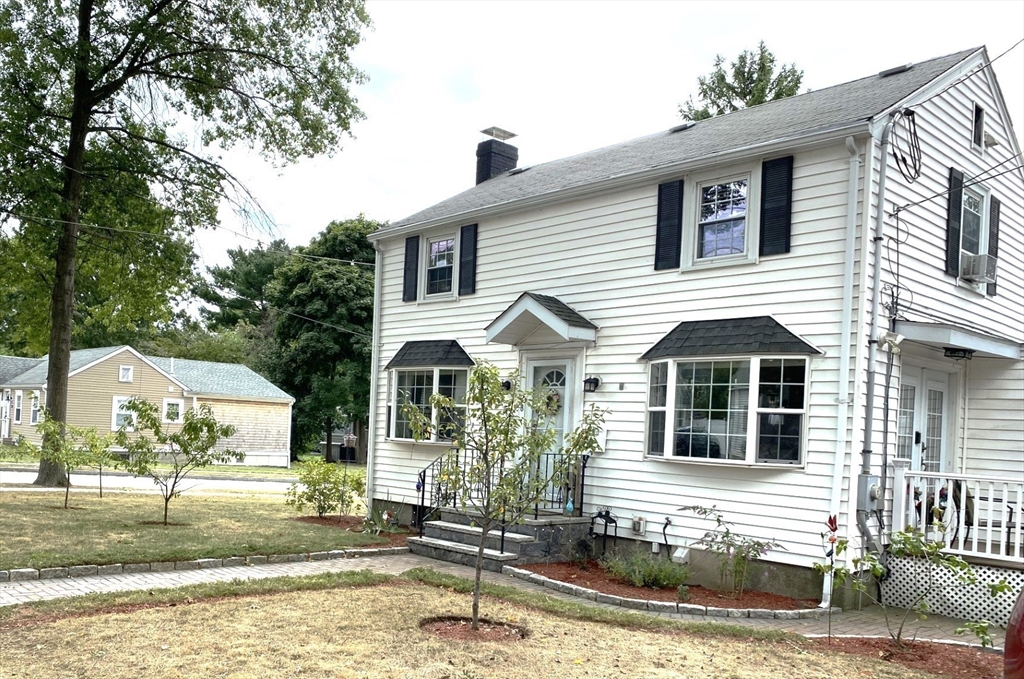 28 Rice Road Quincy, MA 02170 - Photo 2 of 21 Gallery Image 2