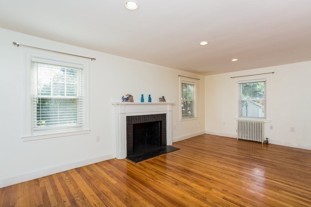 28 Rice Road Quincy, MA 02170 - Photo 10 of 21 Gallery Image 10
