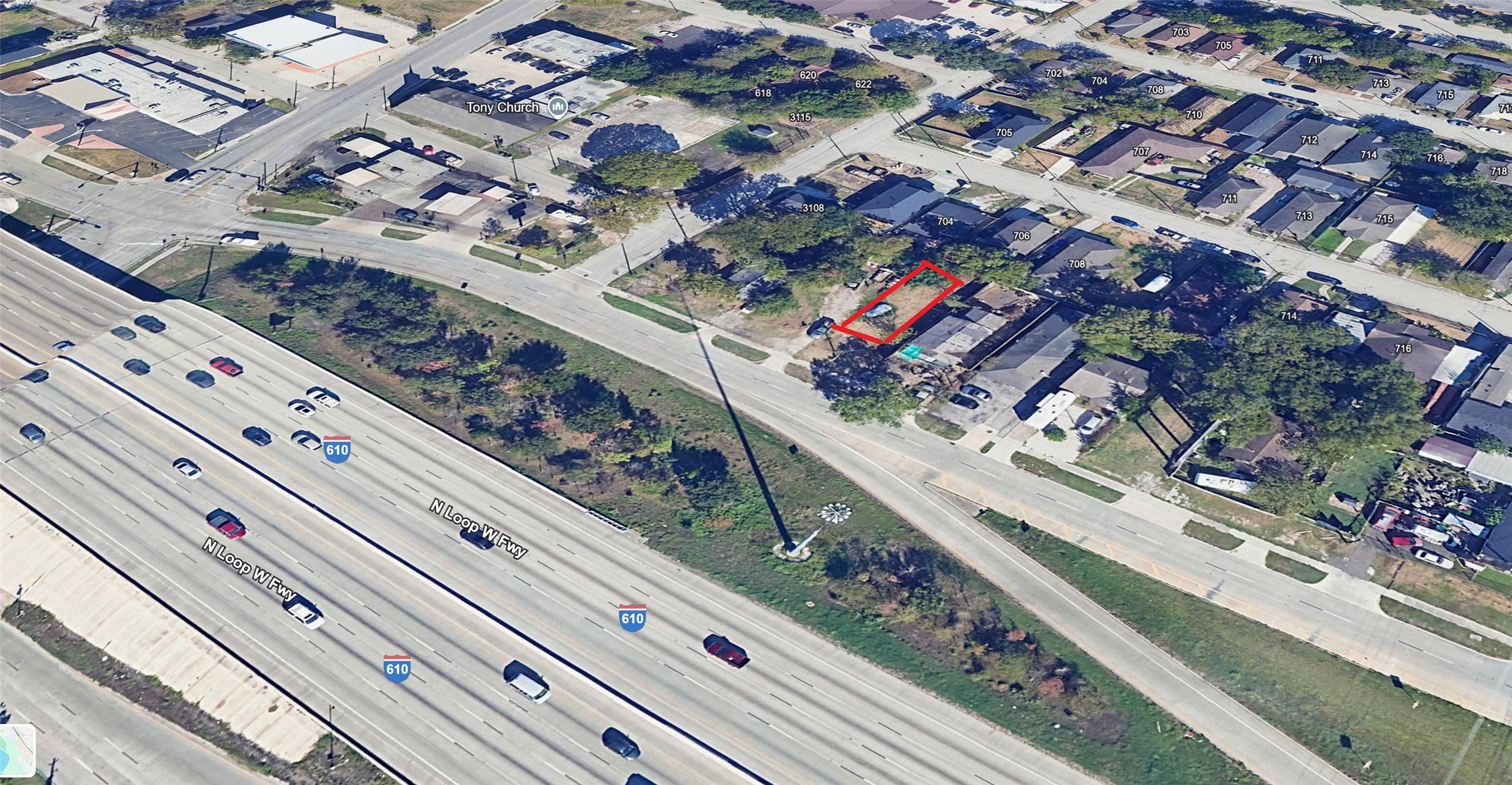 703 North Loop Houston, TX 77022 - Photo 3 of 4 view of a city