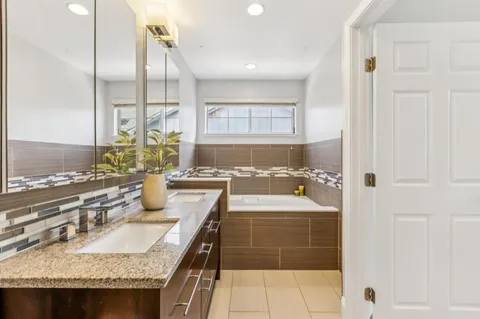 $2,798,000 | 516 St Vincent Lane, Foster City, CA 94404