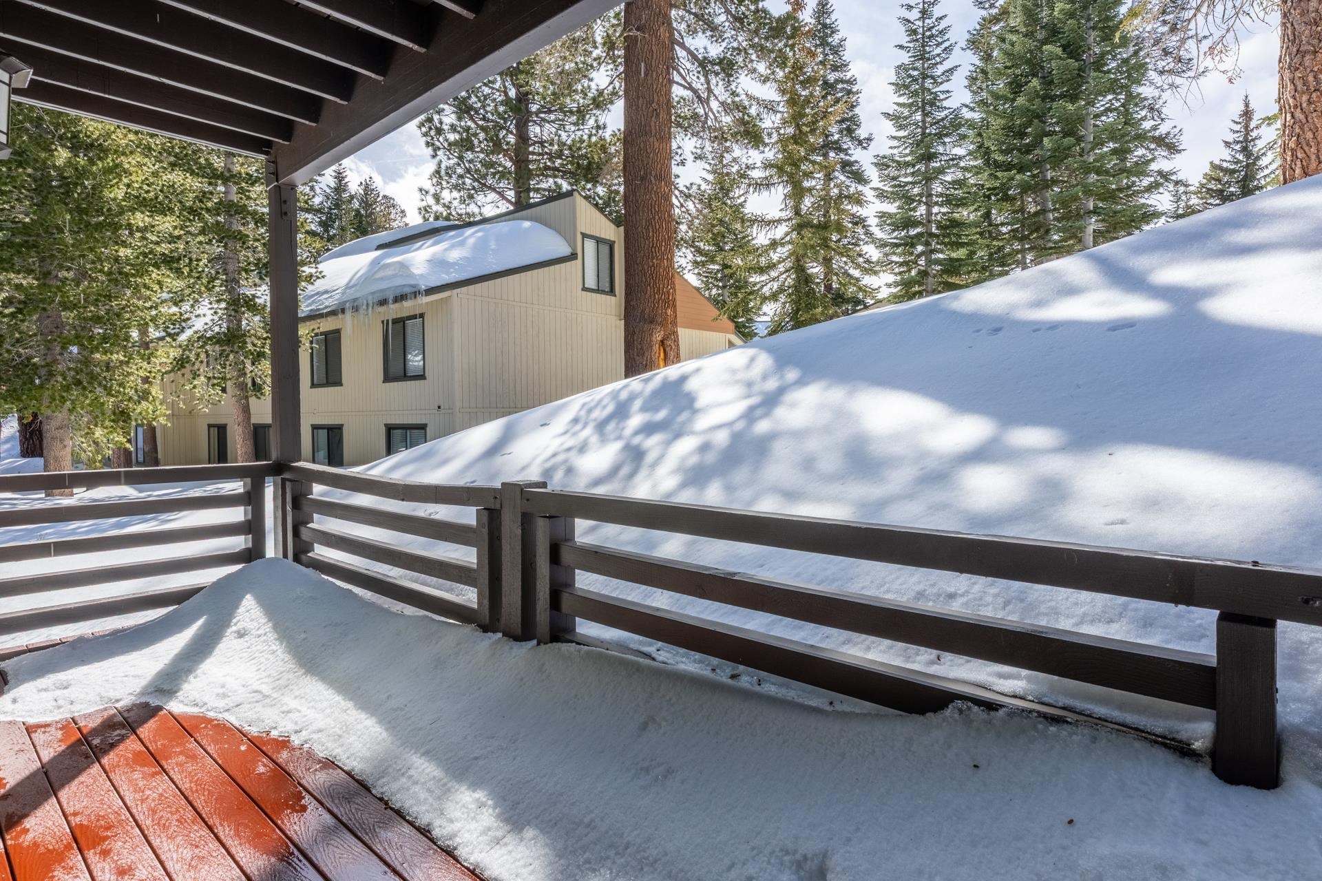 125 Davison Road, Unit 2 Mammoth Lakes, CA 93546 - Photo 45 of 50 a view of outdoor space and deck