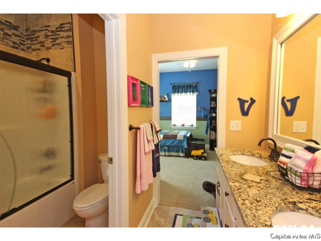 6475 Lehmann Road Pleasant Plains, IL 62677 - Photo 21 of 36 Gallery Image 21