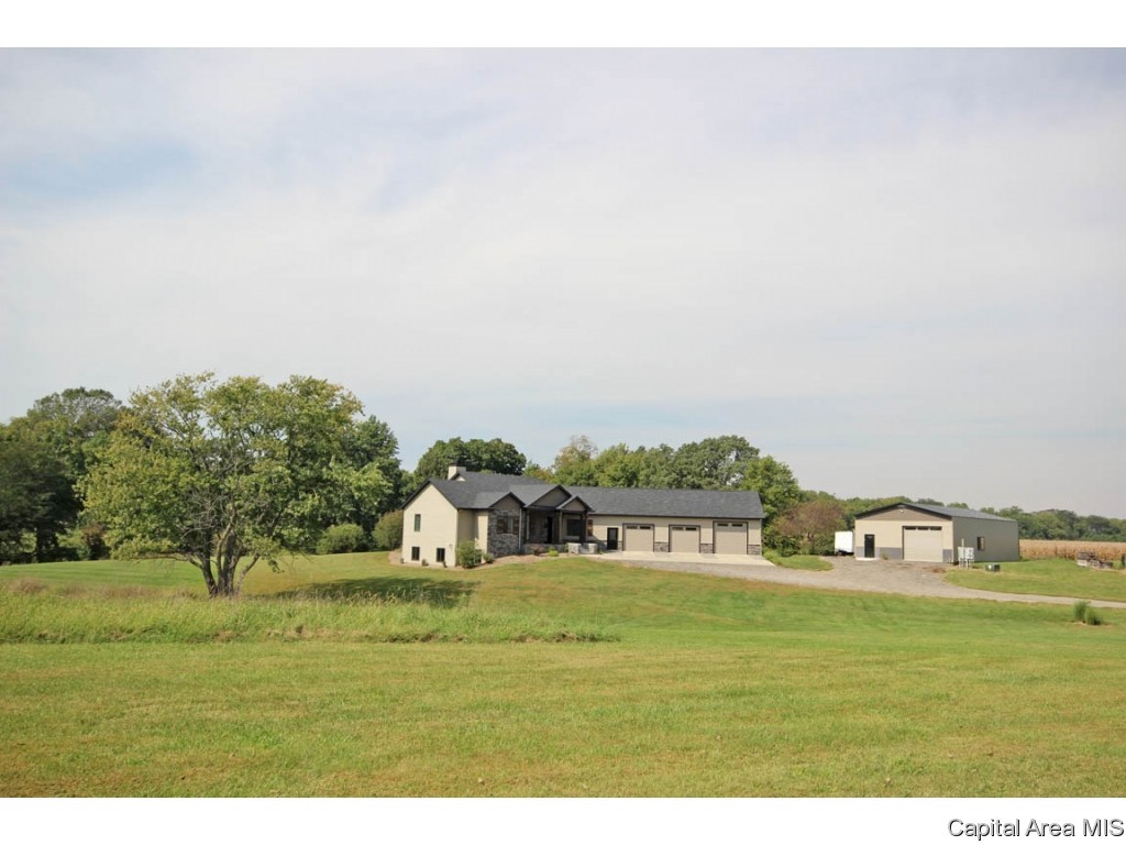 6475 Lehmann Road Pleasant Plains, IL 62677 - Photo 32 of 36 Gallery Image 32
