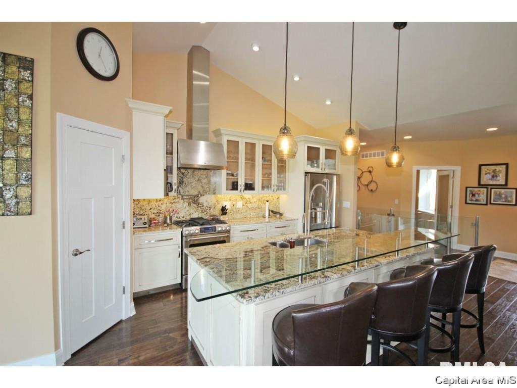 6475 Lehmann Road Pleasant Plains, IL 62677 - Photo 7 of 36 Gallery Image 7