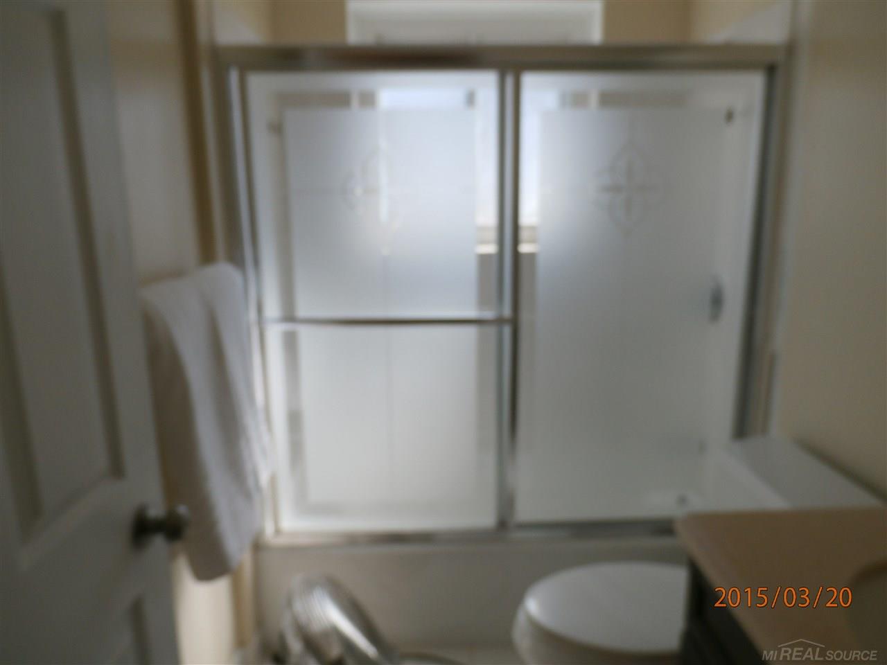 4058 Calkins Road Flint, MI 48532 - Photo 18 of 30 31235335-17.JPG