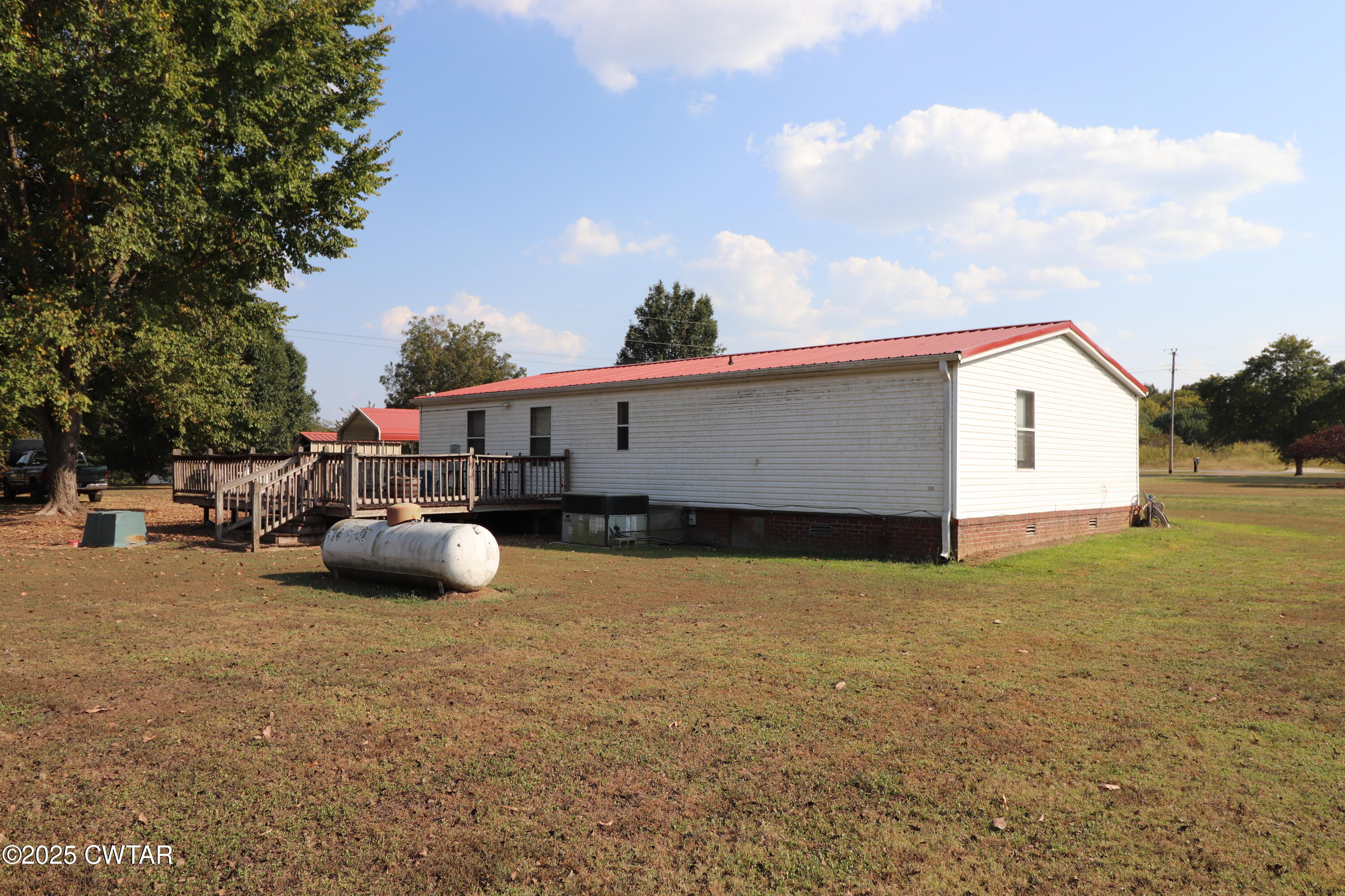 36 Casey Road Trenton, TN 38382 - Photo 4 of 17 IMG_5000
