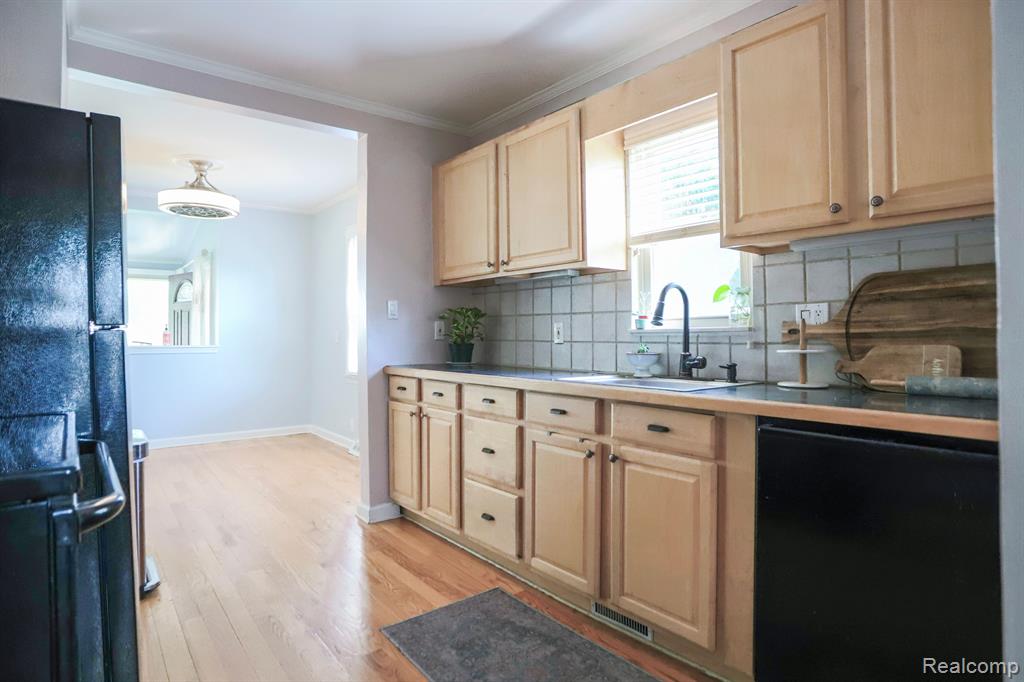 3628 Cone Avenue Rochester Hills, MI 48309 - Photo 12 of 18