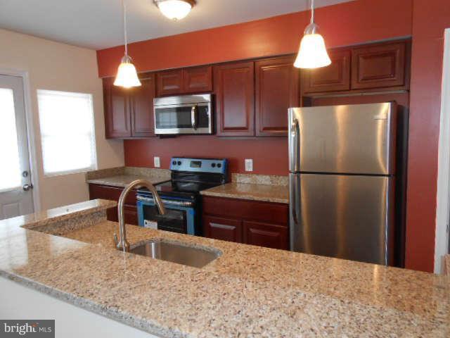 1313 Crofton Road Baltimore, MD 21239 - Photo 3 of 14 Kitchen