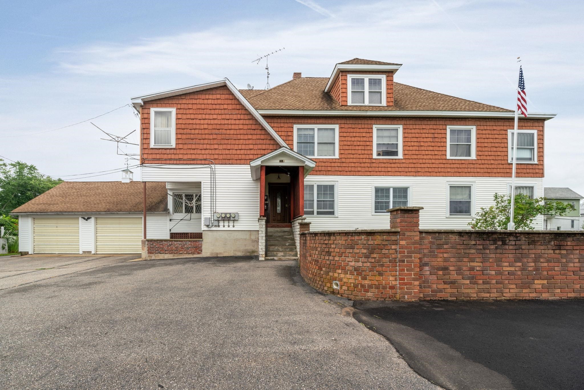671 Rimmon Street Manchester, NH 03102 - Photo 1 of 40