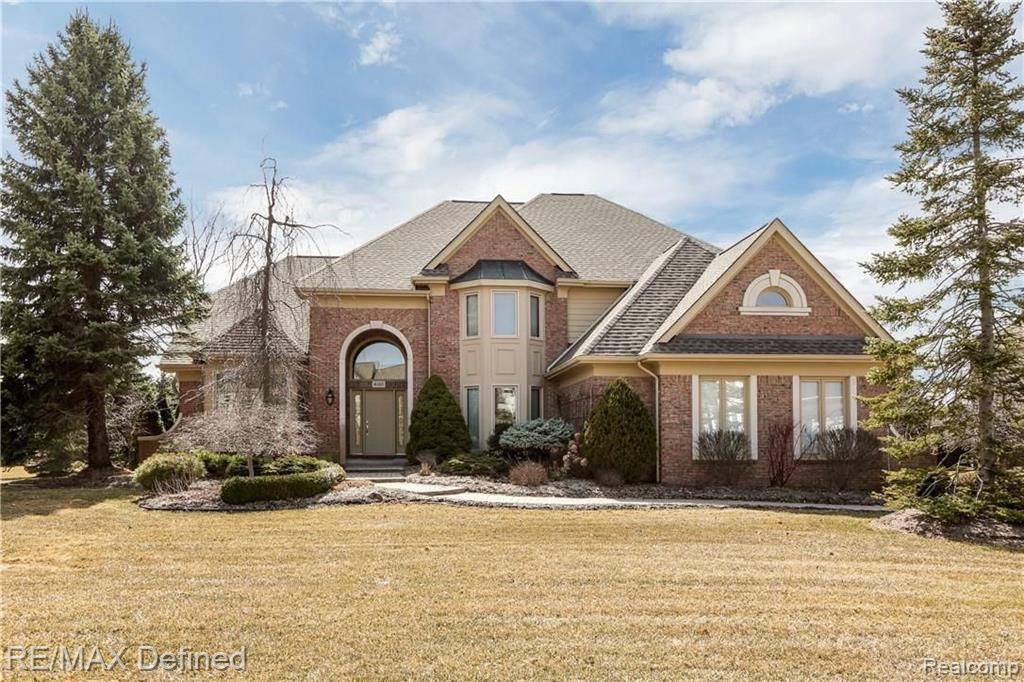 4140 Ridge Side Drive Rochester, MI 48306 - Photo 1 of 42