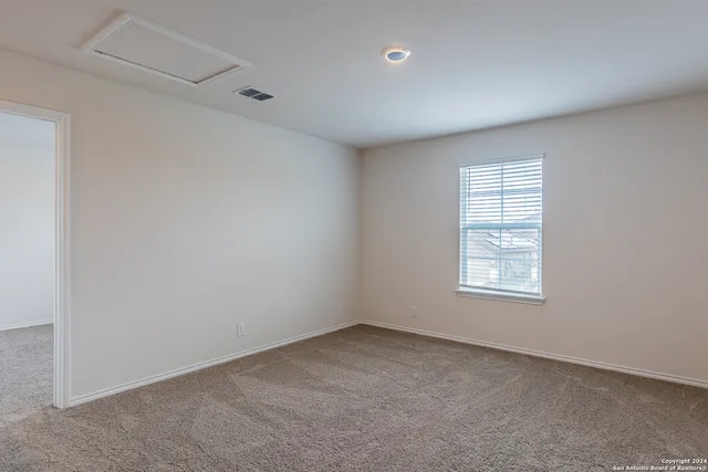 $1,700 | 13021 Kalinoski, St. Hedwig, TX 78152