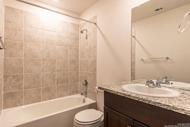 $1,700 | 13021 Kalinoski, St. Hedwig, TX 78152