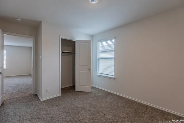 $1,700 | 13021 Kalinoski, St. Hedwig, TX 78152