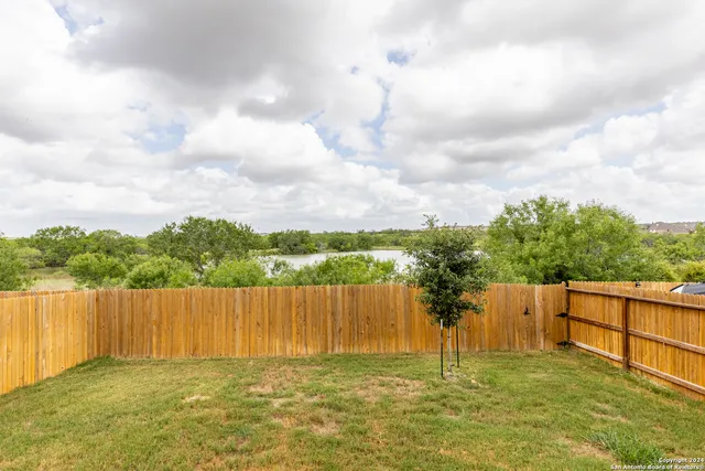 $1,700 | 13021 Kalinoski, St. Hedwig, TX 78152