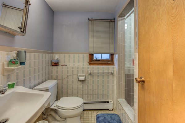 4 MacArthur Road Stoneham, MA 02180 - Photo 17 of 20 Gallery Image 17