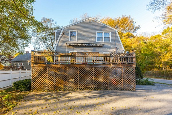 4 MacArthur Road Stoneham, MA 02180 - Photo 19 of 20 Gallery Image 19