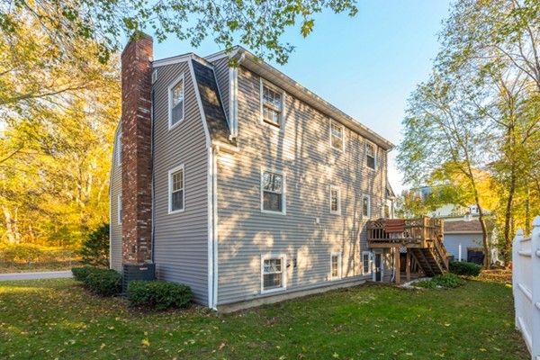 4 MacArthur Road Stoneham, MA 02180 - Photo 20 of 20 Gallery Image 20